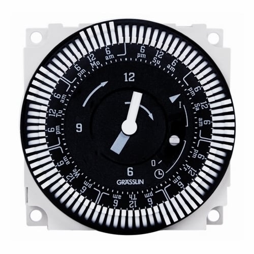 The 7D TMR W/MNL OR SWITCH BAT BU 120V Electromechanical Timer Module is designed to be placed inside a machine control panel, circuit board, or other equipment. It offers up to 21 Amp switching designed for control of heating, ventilation, air conditioning, refrigeration, lighting, security, circulating pumps, spas, OEM applications, or any electrical load requiring 7-Day scheduling.