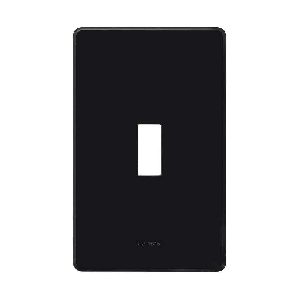 Fassada, Gloss, Single-gang wallplate in black