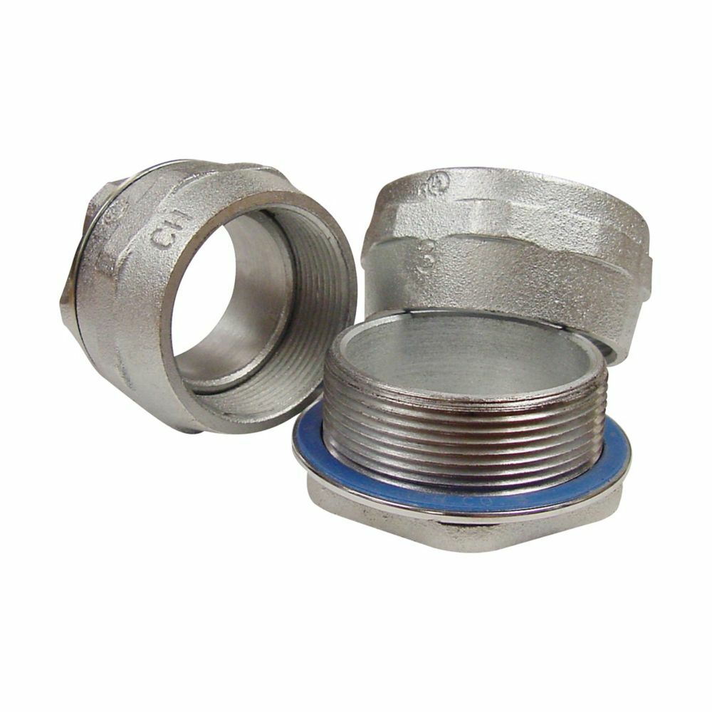 Eaton Crouse-Hinds series HUB conduit hub, Malleable iron, 1-1/2", Space-Saver