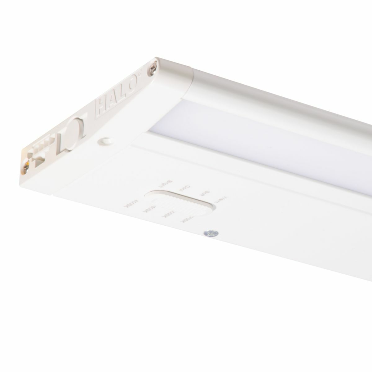Halo LED Undercabinet HU30, 36 Inch,  4 CCT seleCCTable,  USB Port, White