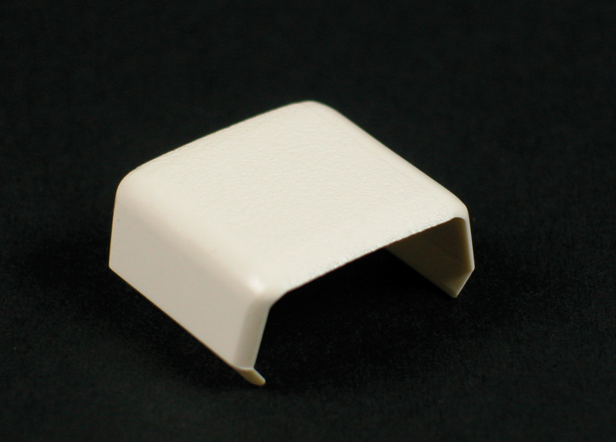 Raceway Cover Clip Fitting; .8125 IN Length, Ivory