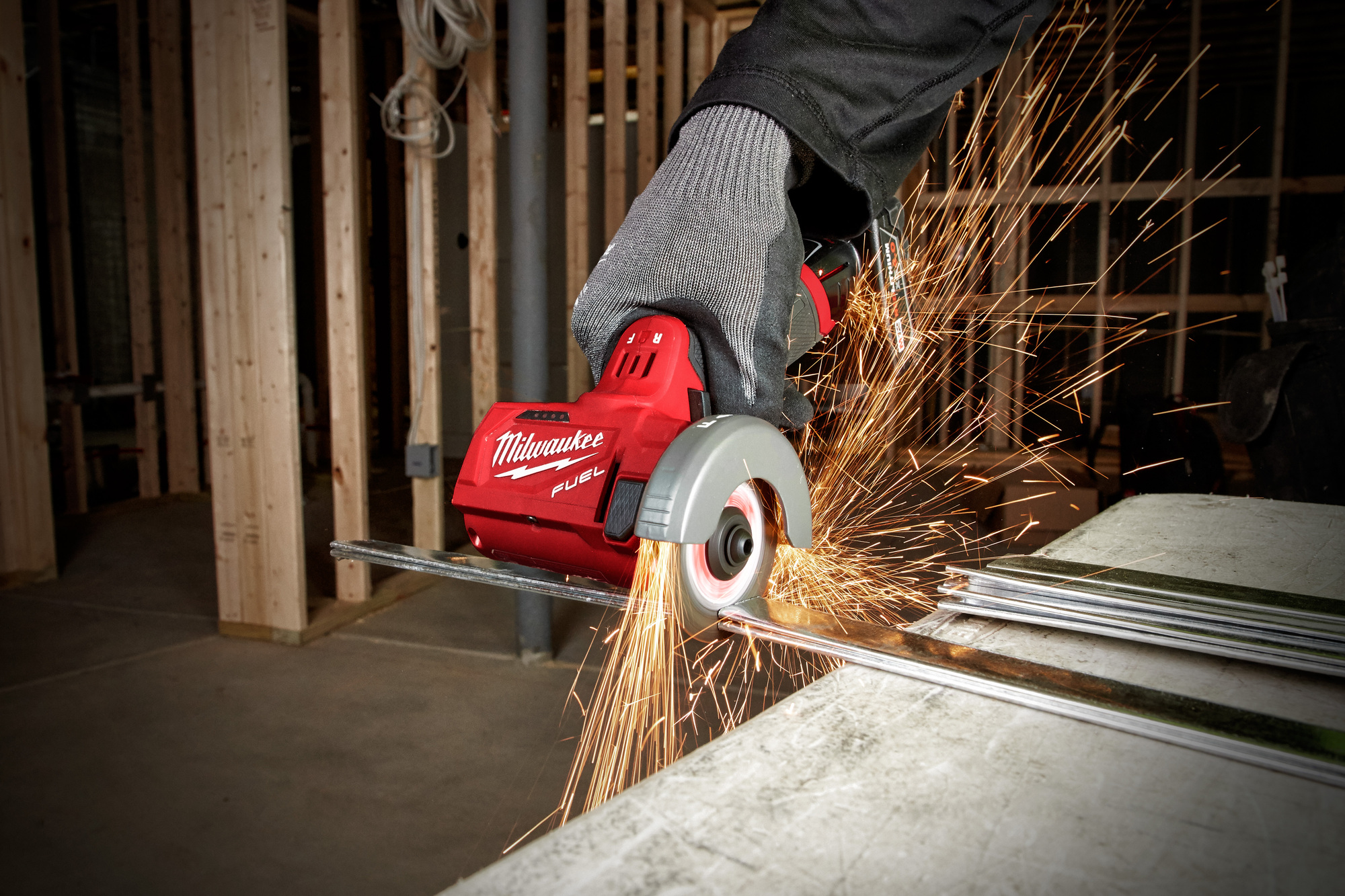 M12 FUEL 3 in. Compact Cut Off Tool | Crescent Electric