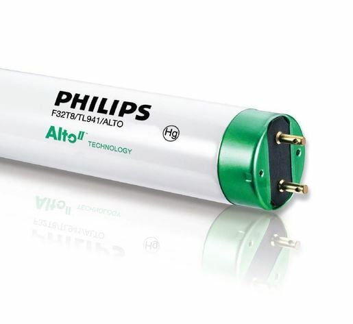 Excellent color rendering, low mercury, improved outcome Reduced impact on the environment without sacrificing performance;ALTO II means 50% less mercury than the original ALTO T8 lamps;High Color Rendering Indez Philips T8 High CRI lamps featuring ALTO II technology are ideal when better color rendering properties are preferred. 95% lumen maintenance and reduced lamp-end blackening;90 color rendering index;ALTO II Technology is TCLP compliant;Only 1.7mg of mercury with ALTO II technology Office;Industry;Retail