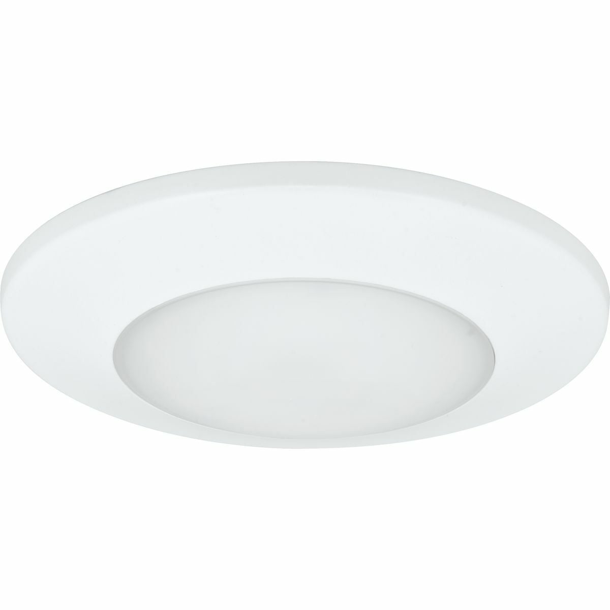 The P8222 delivers a solution for flush mount, for both residential and commercial markets. In addition, the P8222 is wet located, Title 24 - JA8 - 2019 and is a cost effective solution for fire rated applicaiton. The P8222 luminaire unites performance, cost and safety benefits.