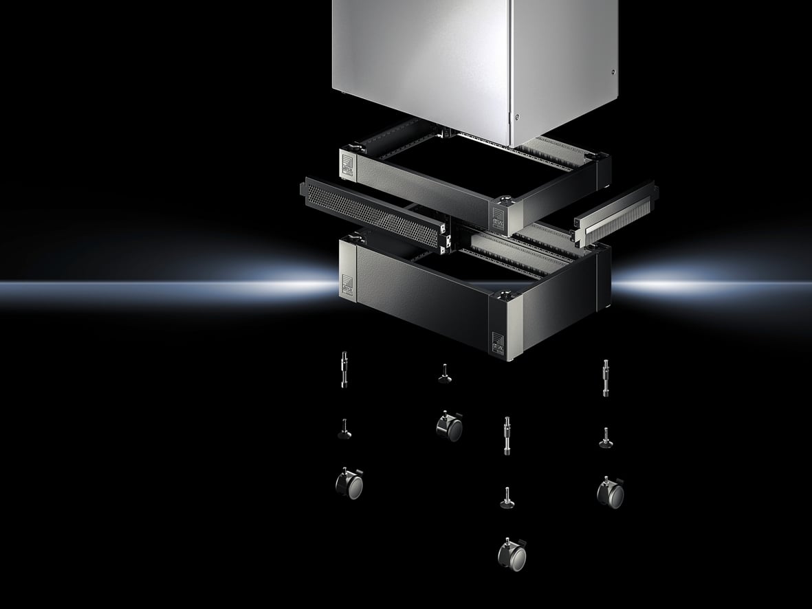 0100H0800D VX PLINTH SIDE TRIM RAL9005 Packaging Unit: 2 pc(s).