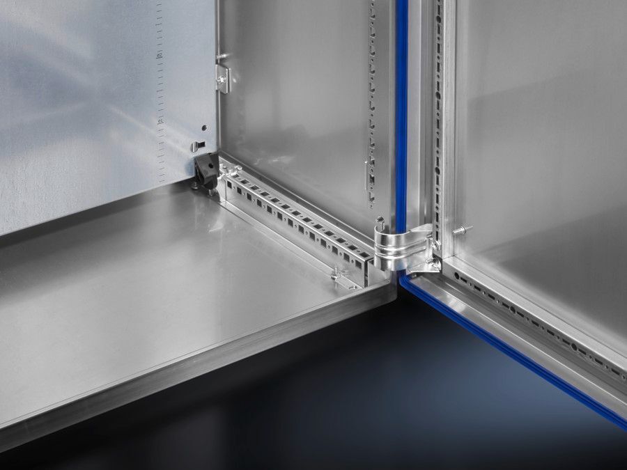 HD hinge