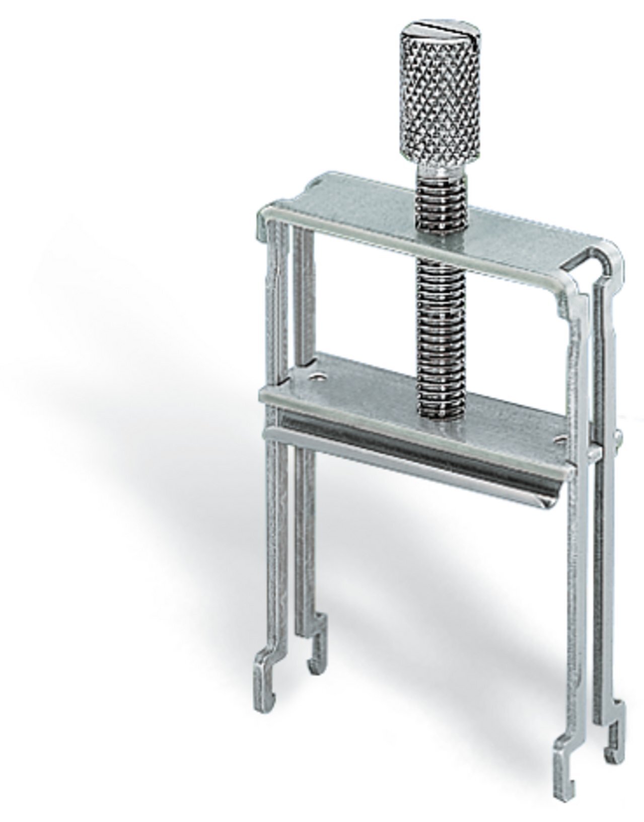 Shield clamping saddle; diameter of compatible conductor