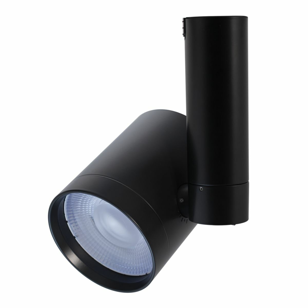 815 Stasis Medium 3000 L Flood 90 CRI 3000K Matte Black