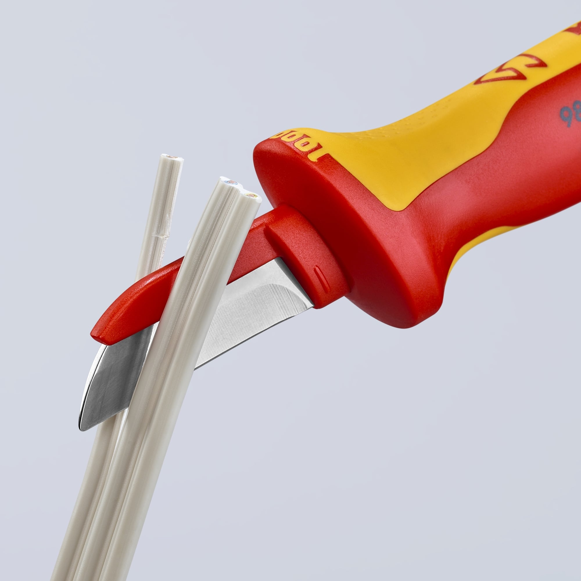 Cable Knife-1000V Insulated, 7 1/2 in., Multi-Component, VDE, Back Blade Coated, Bulk