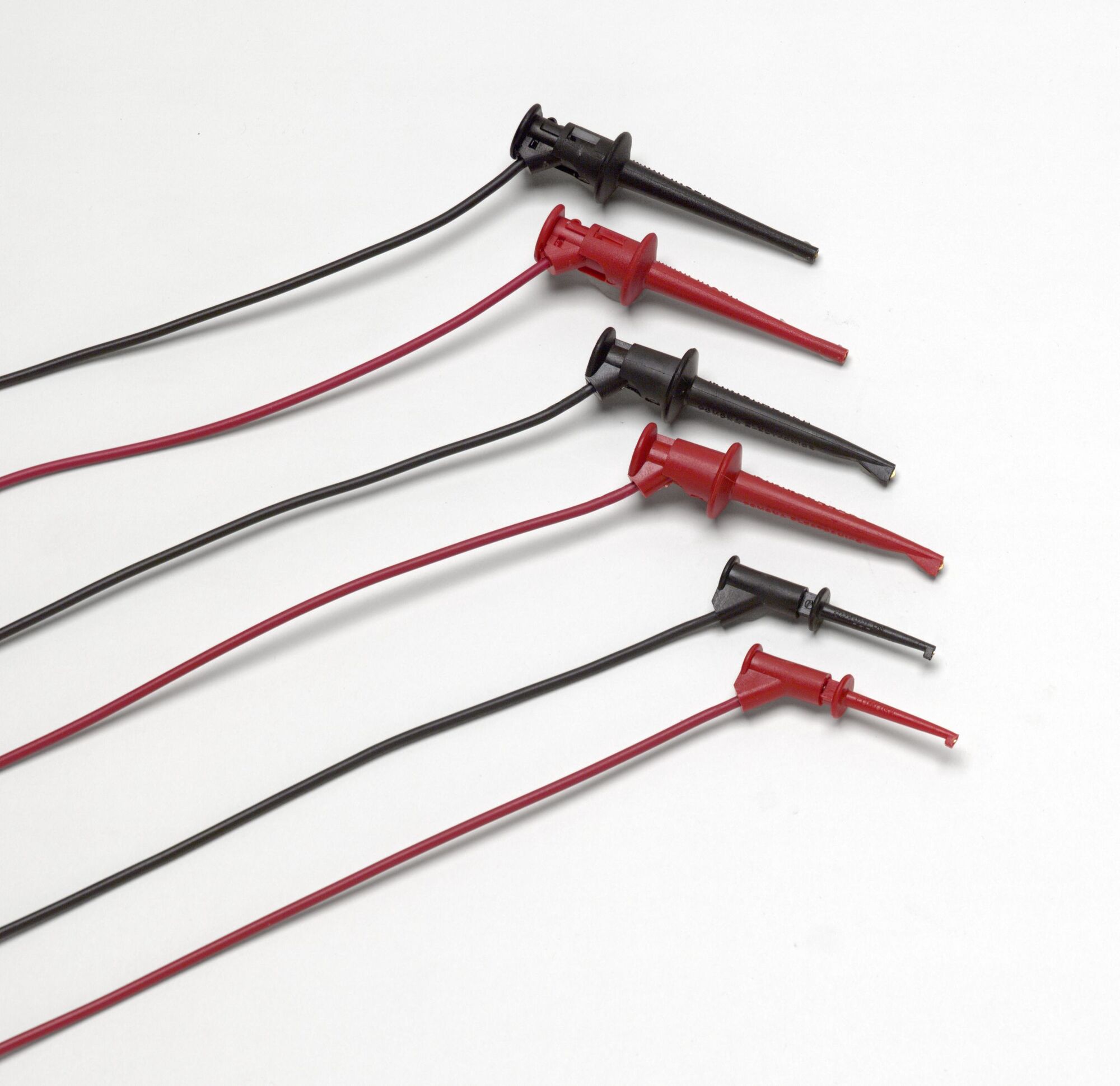 Hook and Pincer Set is a handy all-in-one kit that includes 3 Test Lead Sets