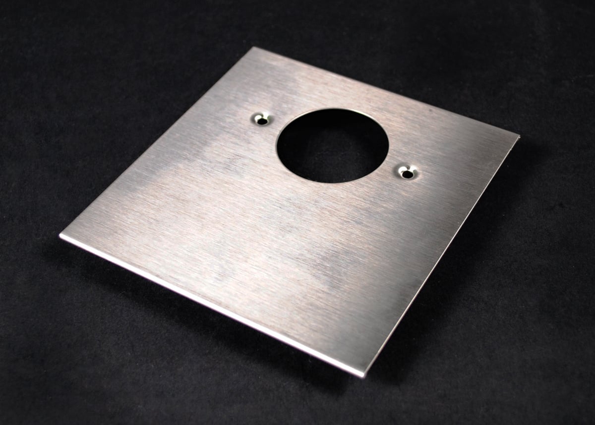 Twistlock Receptacle Device Cover; Steel, For S4000 Series Raceway