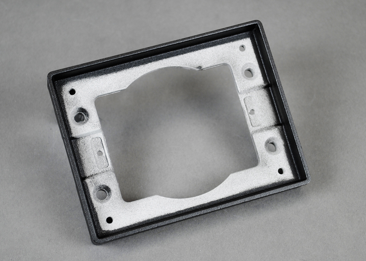 OmniBox Series 1 Gang Carpet and Tile Flange Cover Plate; 4-1/2 Inch Length x 3-1/2 Inch Width, Powder Coated Aluminum, Black