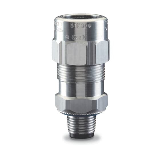 Star Teck Extreme aluminum jacketed cable fittings. Hub size of 1/2 inch. Range over jacket from 0.600 - 0.985 inch.