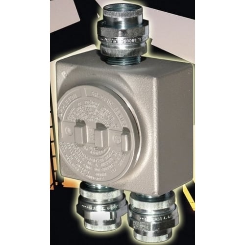 Threaded Conduit Body with Union Hub, 1/2 inch, Malleable Iron, Triple-Coat (Zinc Electroplate/Chromate/Epoxy Powder Coat)