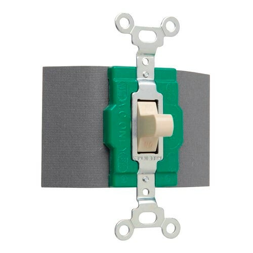 DoublePole, Double Throw Manual Control Switch, 30 amps, 120/277 volts, Ivory.