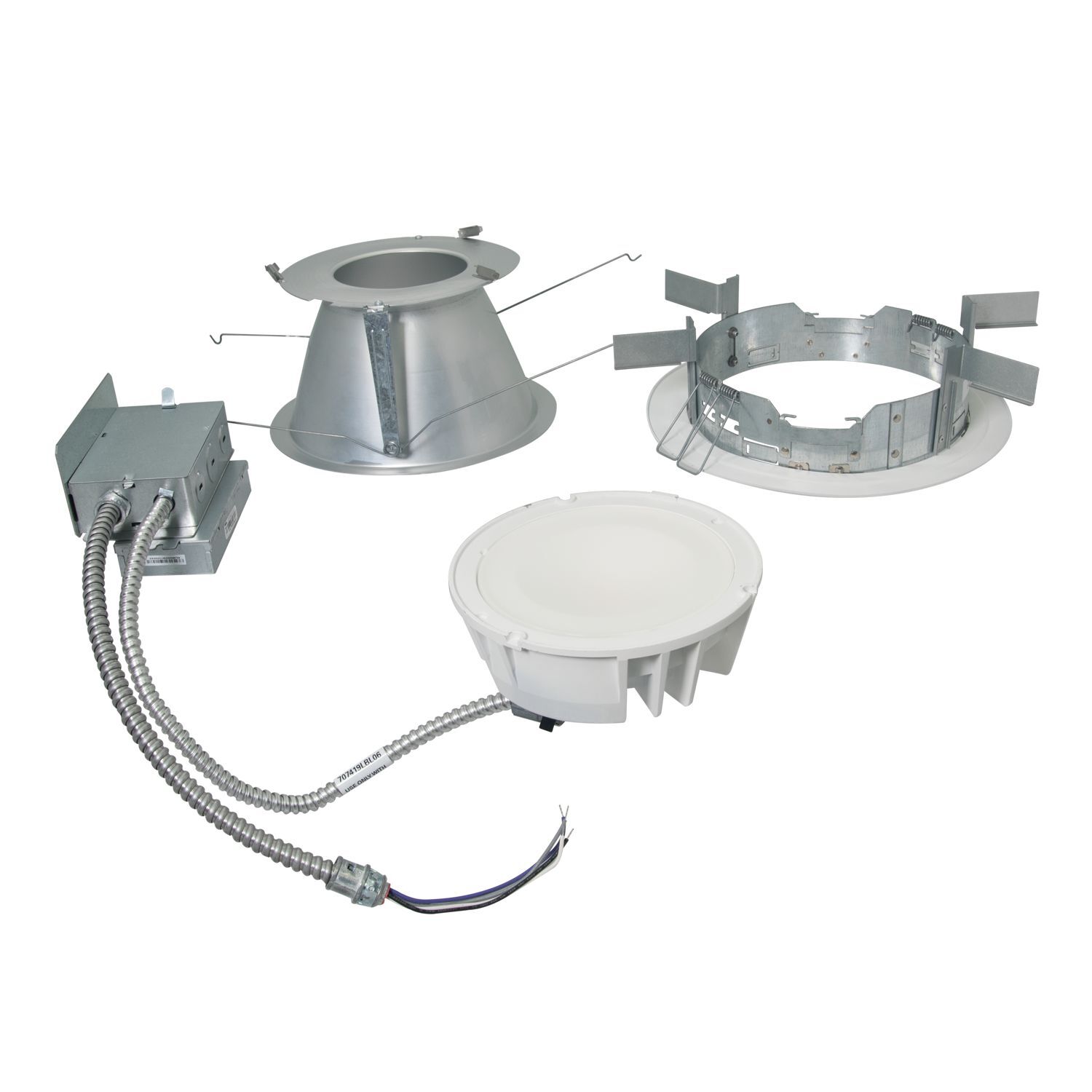 8.7" retrofit kit for 8.73" to 10.3" nominal ceiling cutout aperture with preinstalled 11.3" O.D. oversized matte white, 2500 lumens, UNV 120-277V