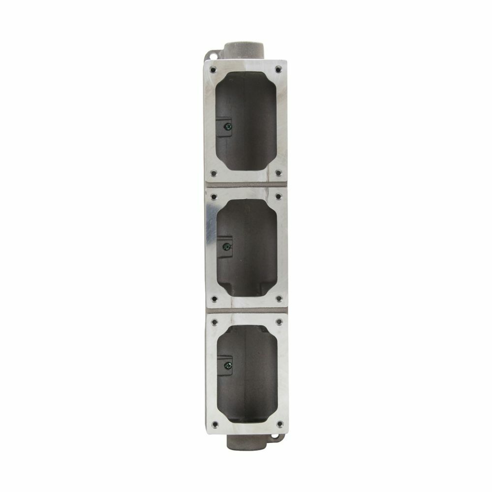 Eaton Crouse-Hinds series EDSCM modular control device body, With two 1" hubs and two 1-1/4" hubs, Copper-free aluminum, Three-gang tandem, Through feed, 1", DSD device cover sub-assemblies