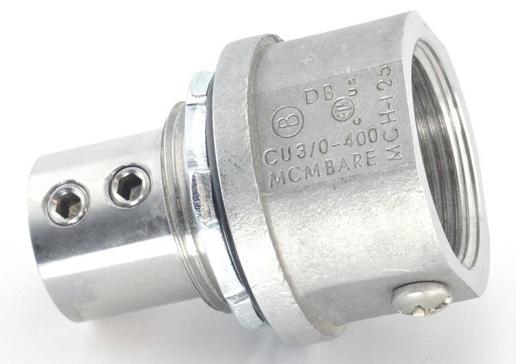 1 - 1/4" Stainless Steel grounding fitting with stainless steel set screws and steel locknut Buna N sealing ring.  NPT threads.