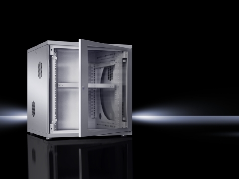 FlatBox, with 482.6 mm mounting angles