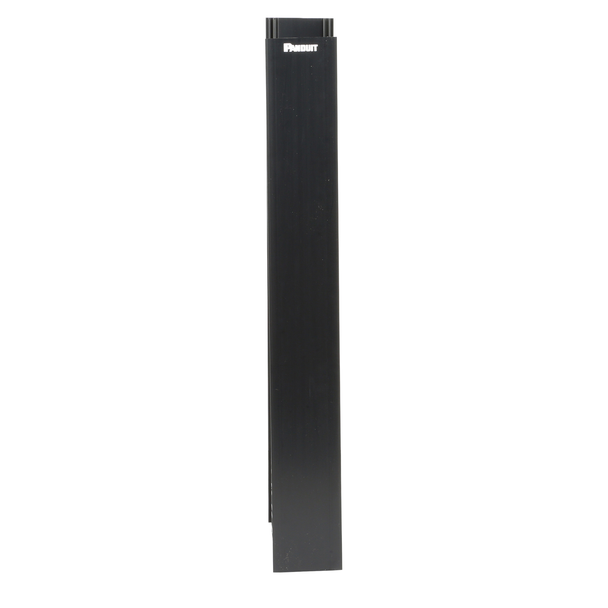 NetRunner Vertical Cable Manager Front a