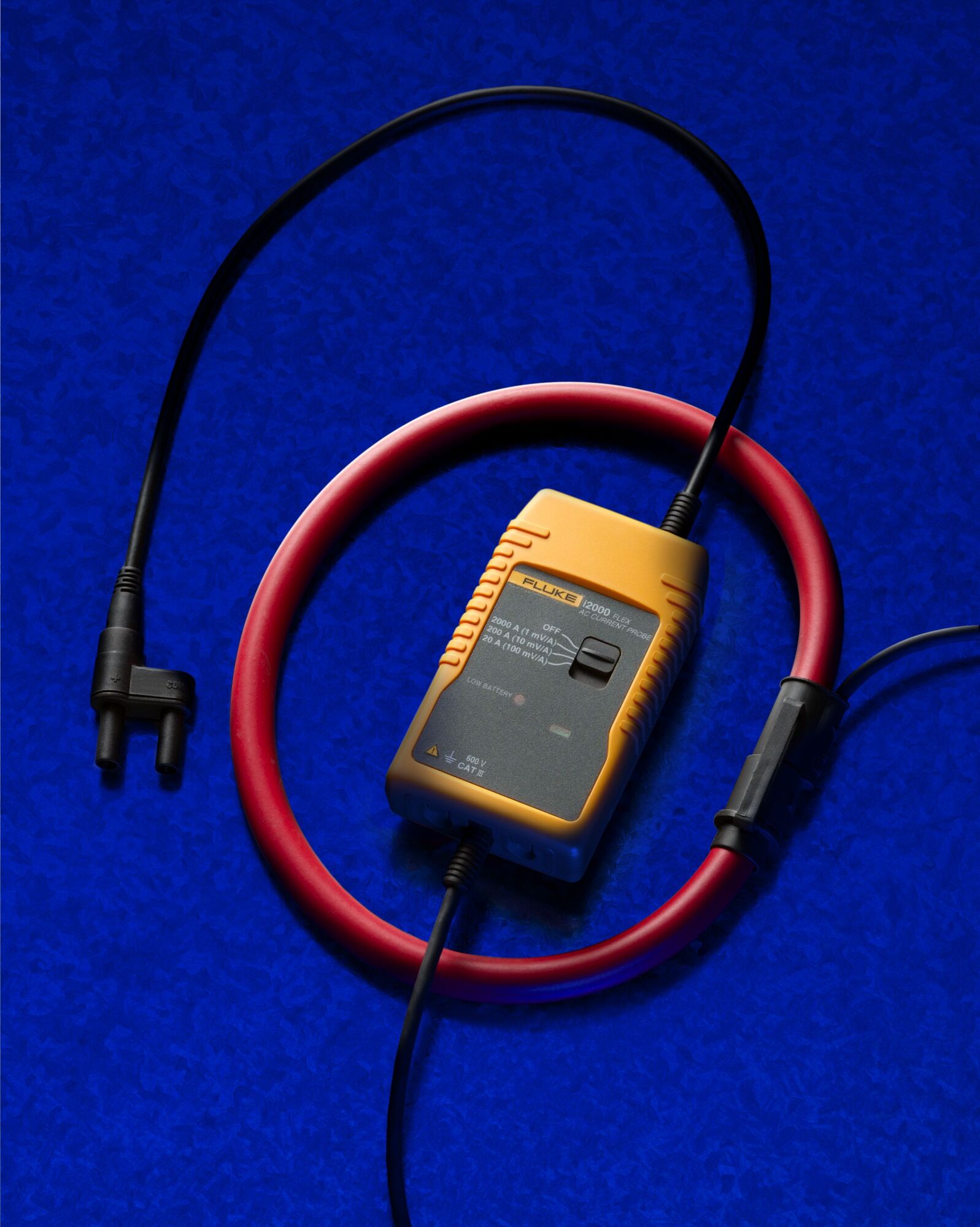 AC Current Clamp, Model: i2000, Amperage Rating: 20/200/2000 AMP, Voltage Rating: 600 VRMS/VDC, Measuring Range: 20/200/2000 AMP AC RMS At Current, 10 HZ - 20 KHZ (-3 DB) At Frequency, Operating Temperature: 0 - 70 DEG C (Head And Electronics), Dimensions: 4.56 IN Height X 2.69 IN Width X 1.18 IN Depth, Impedance: 100 KOHM Minimum, Battery: (2) AA/MN 1500/LR6 Alkaline, Accuracy: 25 DEG C, Plus/Minus 1 PCT Of Range 45 - 65 HZ, Diameter: 178 MM Maximum Conductor  14.3 MM Head Cable, Storage Temperature: -40 To 105 DEG C (Head), -20 To 85 DEG C (Electronics), EN 61010-031: 2002, EN 61010-2-032: 2002, EN 61010-1: 2001, 600 VRMS, Category III, EN 61326: 1998  And A1, A2 And A3, For Use With Multimeters, Recorders Or Data Loggers