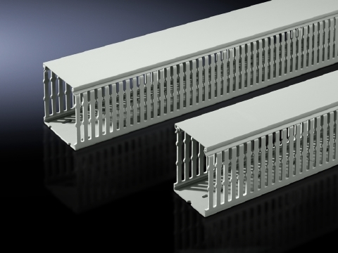 Cable duct, for mounting plate