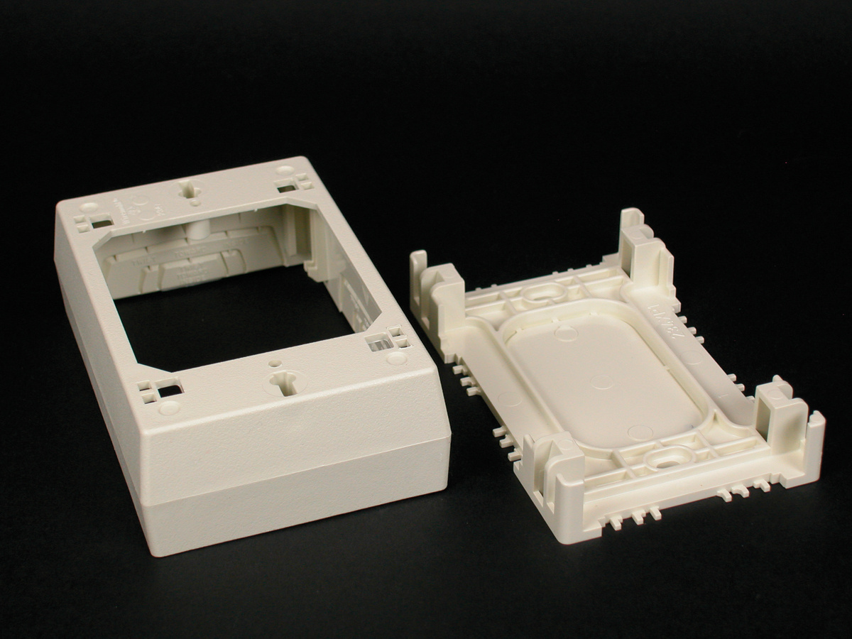 Wiremold, One-Gang Device Box Fitting, White