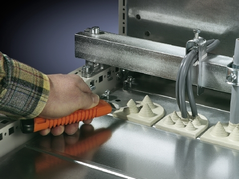 Cable entry grommets