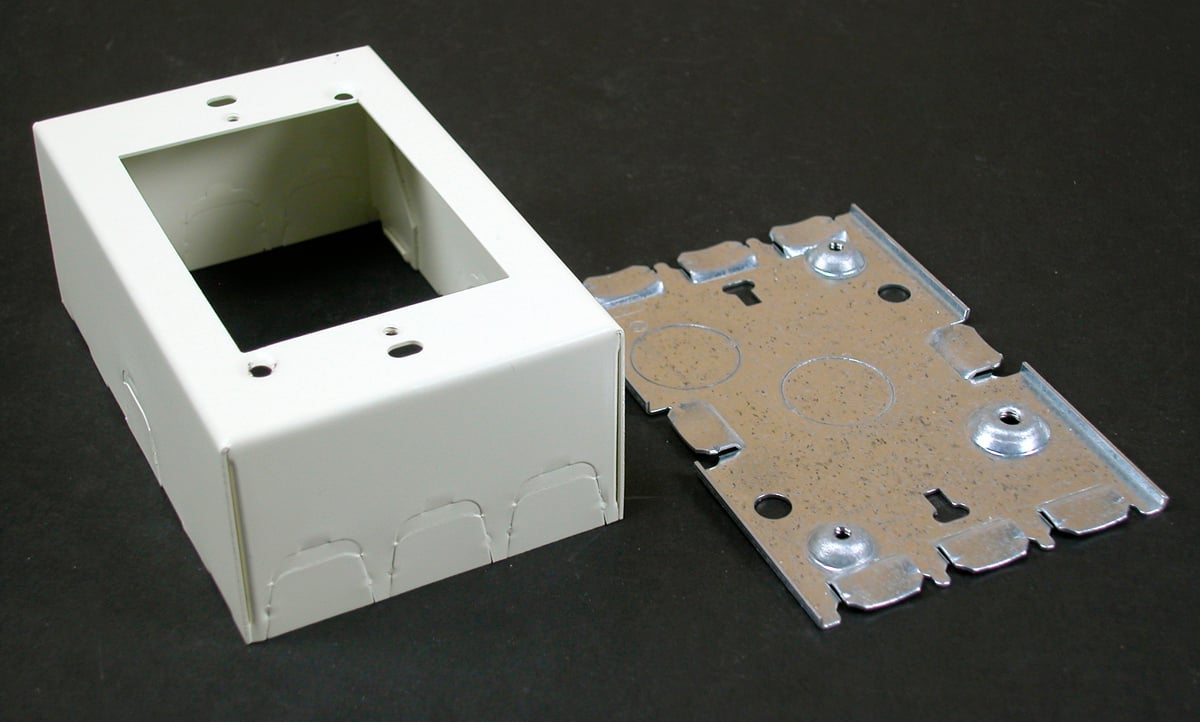 WM Steel DEVICE BOX White