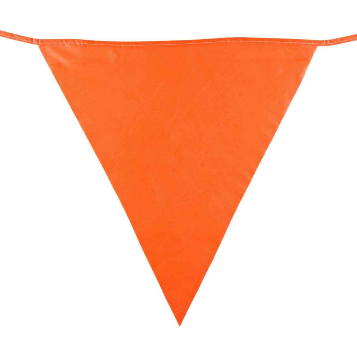 25 PENNANTS,TOTAL LENGTH 113'