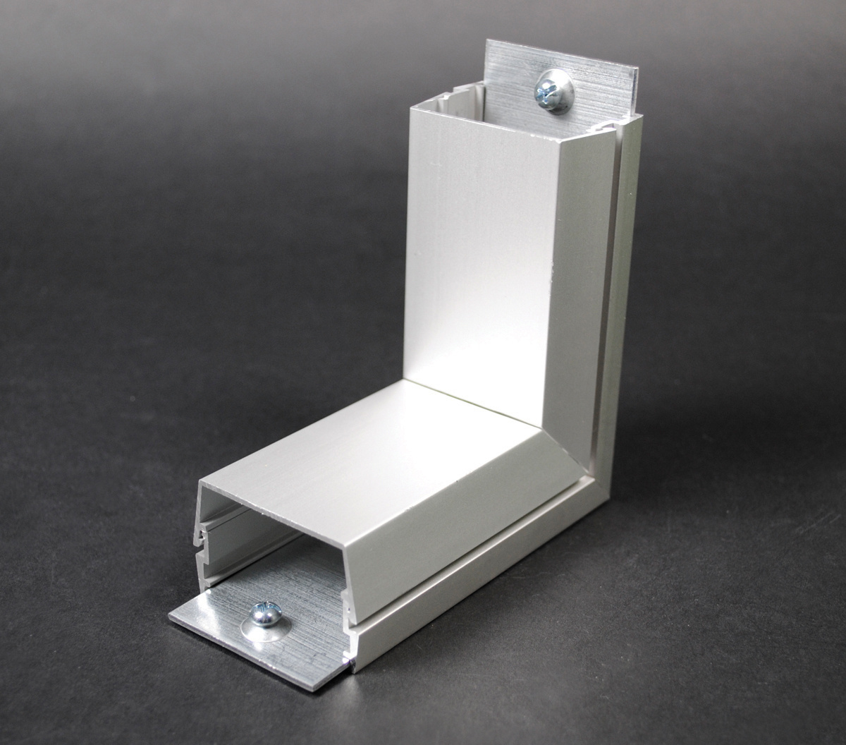  AL200 Series Multi-Outlet Power Internal Elbow; 4 Inch x 4 Inch, Aluminum, Satin Anodized