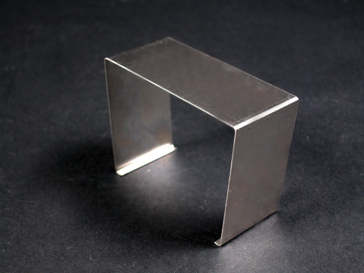 Cover Clip, 2-Channel, For Use With: Ortronics® ALA4800 Series 600 VAC Raceway, 8 in, Aluminum, Satin Anodized, Gray, 2-3/4 in OD