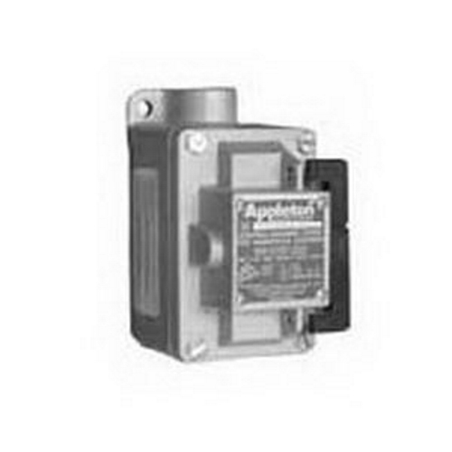 EDS Series 1-Gang Factory Sealed Tumbler Switch; 1-Pole, 20 Amp, 120/277 Volt AC
