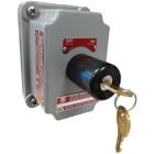 FXCS Series - Aluminum Maintained Contact 2-Position Selector Switch Cover With Device - Factory Sealed - "Off - On"/Blank Nameplate -2NO/2NC Contact Rating