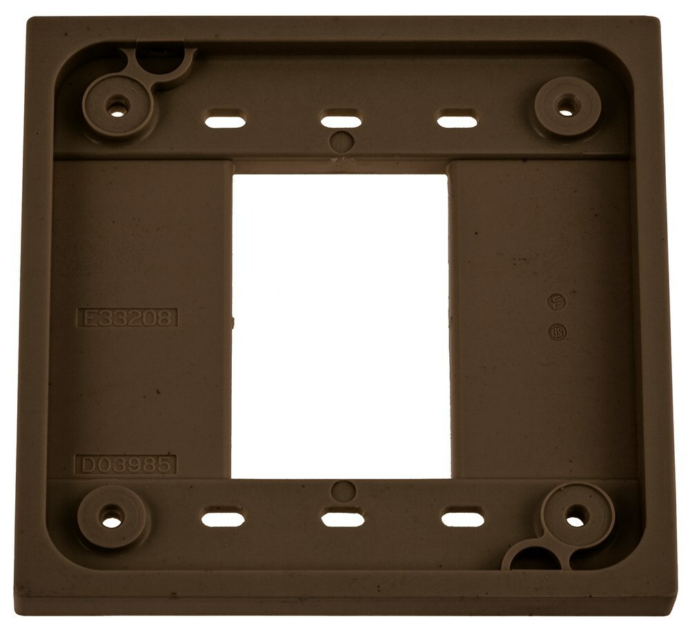 ADAPTER PLATE, 4-PLEX, BR