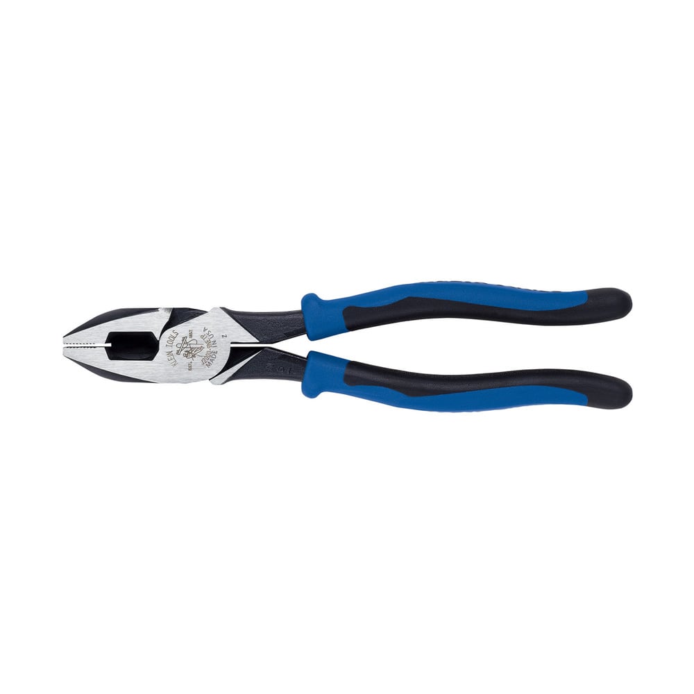 Lineman's Pliers, Fish Tape Pulling, 9-Inch, Pliers with built-in channel quickly and easily pulls 1/8-Inch or 1/4-Inch (3 or 6 mm) flat steel fish tape without damaging the tape