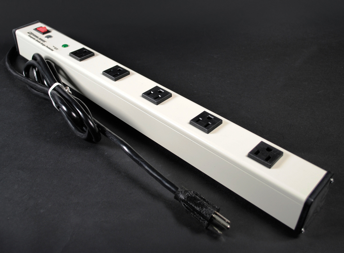 Computer Grade Lighted Switch Plug-In Outlet Center Unit; 120 Volt AC, 15 Amp, 5 Outlet, 6 ft Cord, Putty White