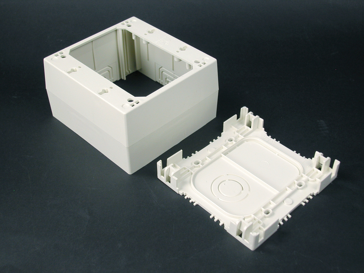 Extra Deep Device Box Fitting, NM2000 Series