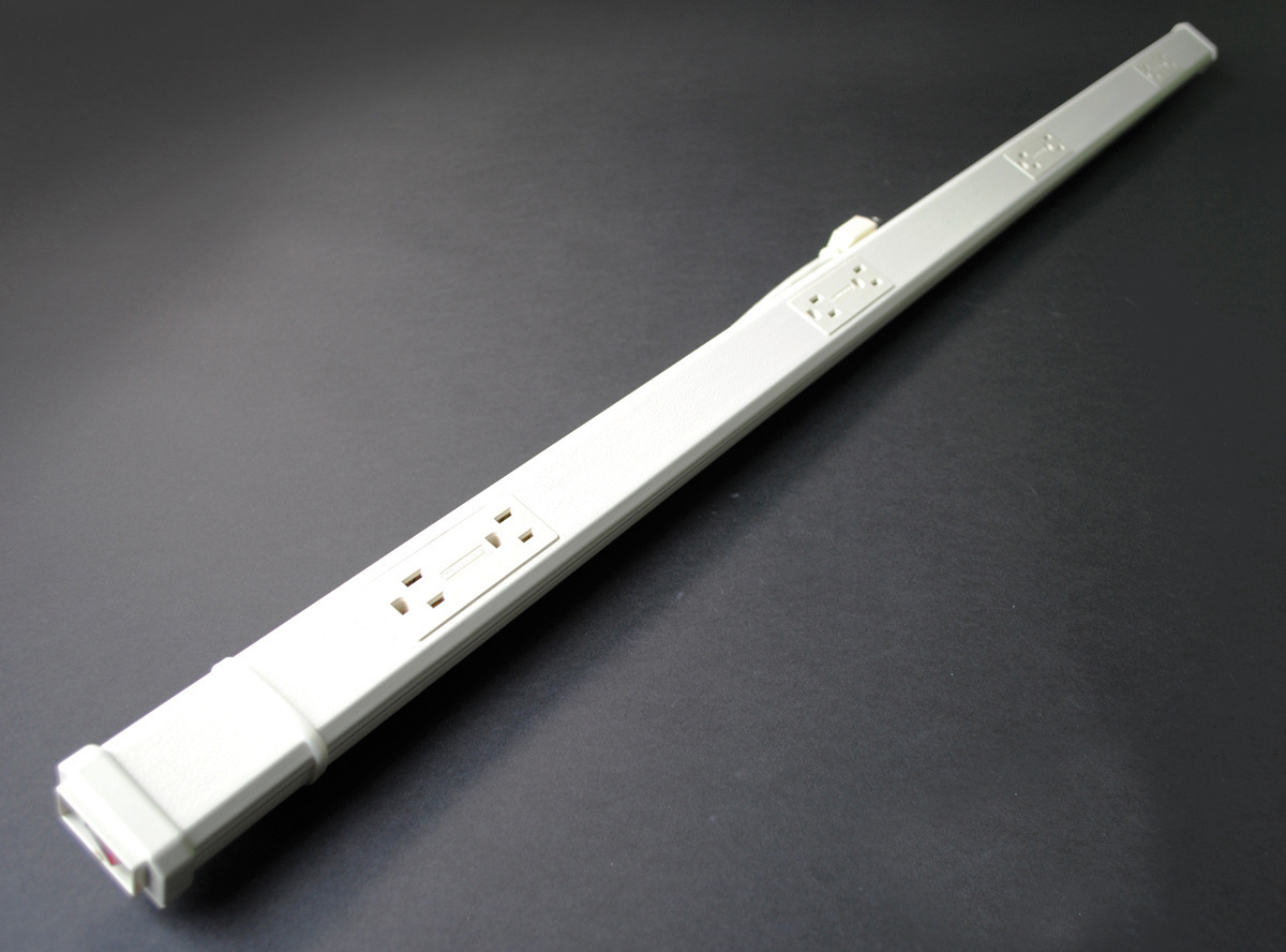 Non-Metallic Cord-Ended Plugmold; 120 Volt, 15 Amp, 8 Outlet, Ivory