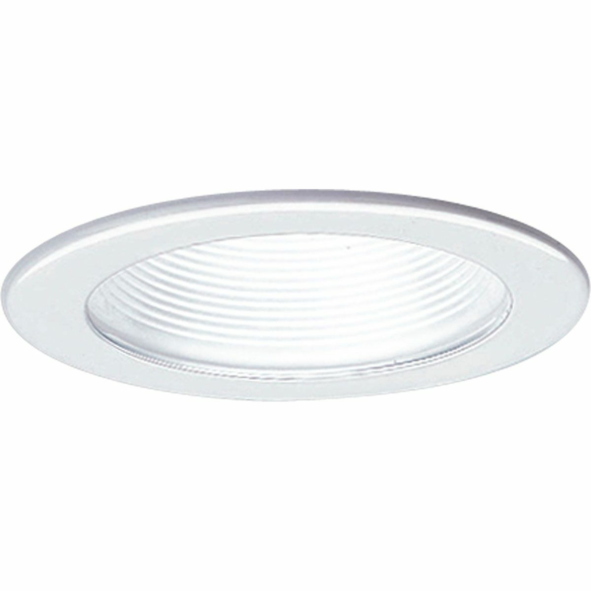 4 in Step Baffle trim in a White finish with white powder coated flanges to match the baffle finish. 360 positioning. 5 in outside diameter.