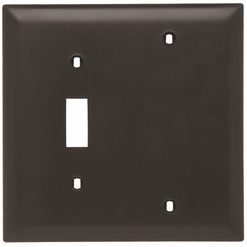 Trademaster Plate 2gang 1toggle 1 Blank Brown