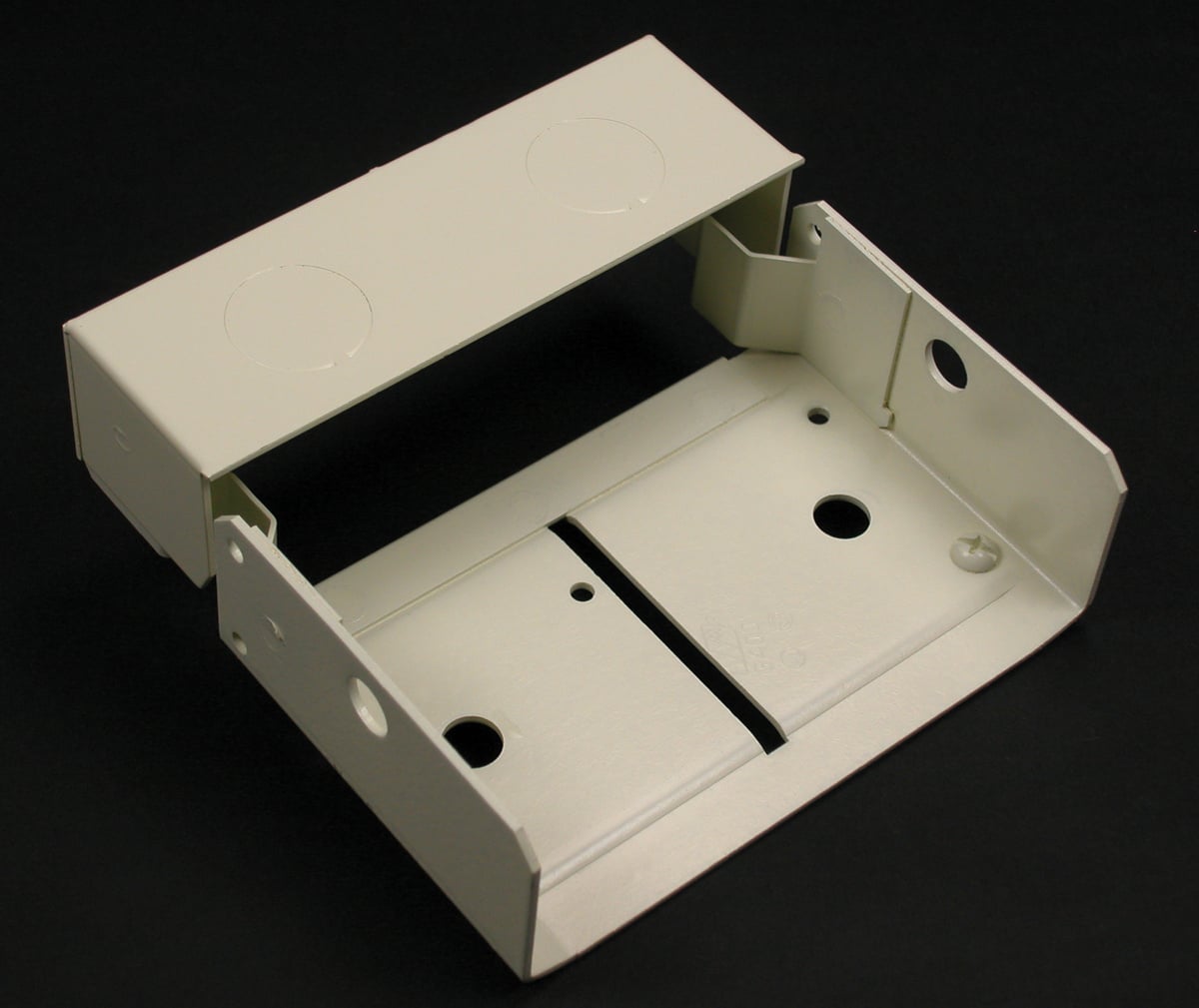 STL INV. INT. ELBOW 4000 IVORY