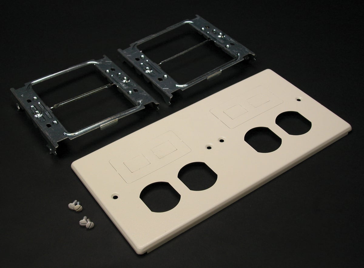 Overlapping Device Plate, Multi-Channel, Series: 4047, For Use With: 4000 Series Raceway, 15/20 A Duplex Receptacle, Steel, Ivory/Gray, Baked Enamel Coated/ScuffCoat™, 4-3/4 in OD x 9-1/2 in L