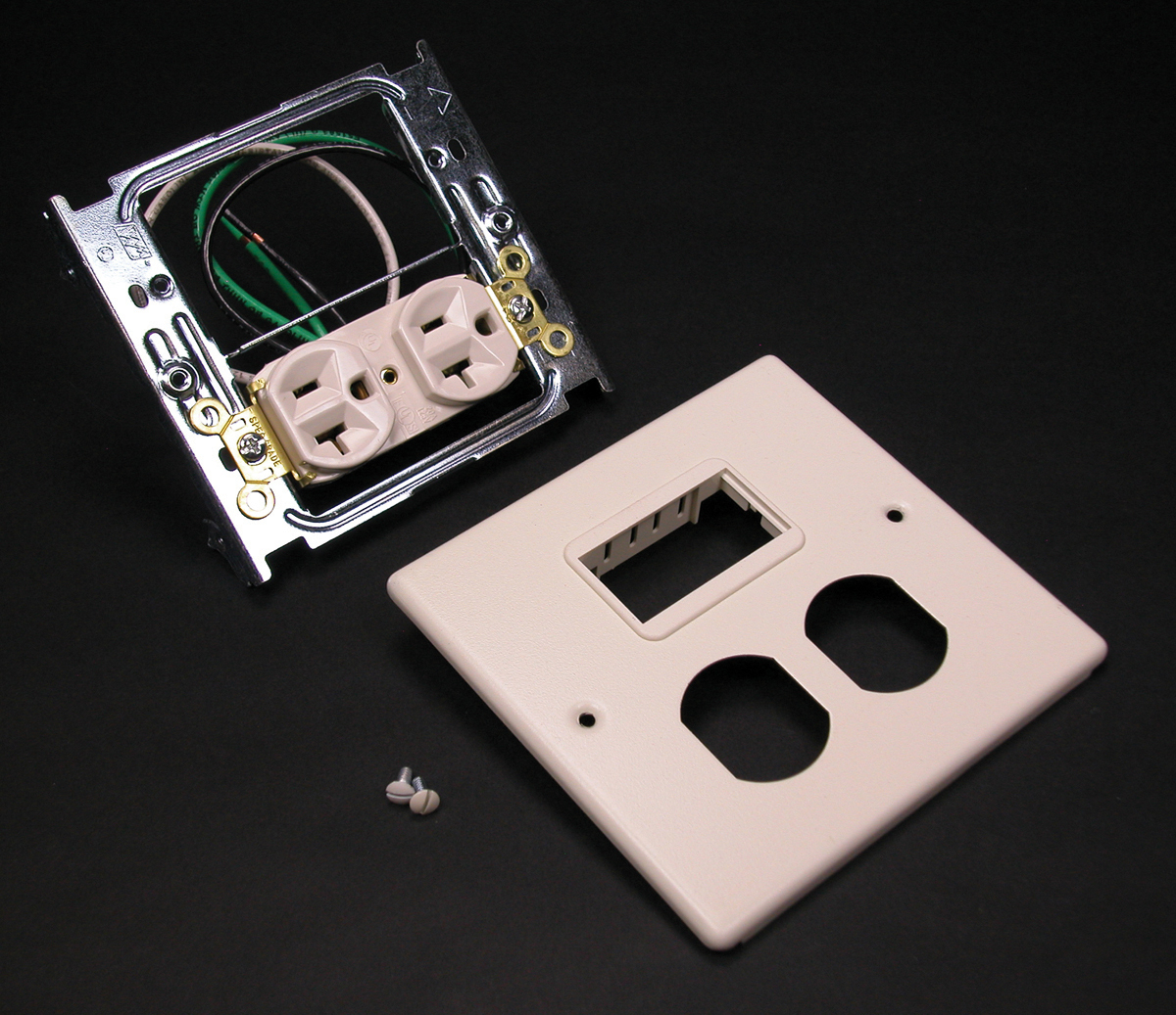 2 Gang Overlapping Cover; Ivory, Accepts Activate Inserts and Open System Communication Modules