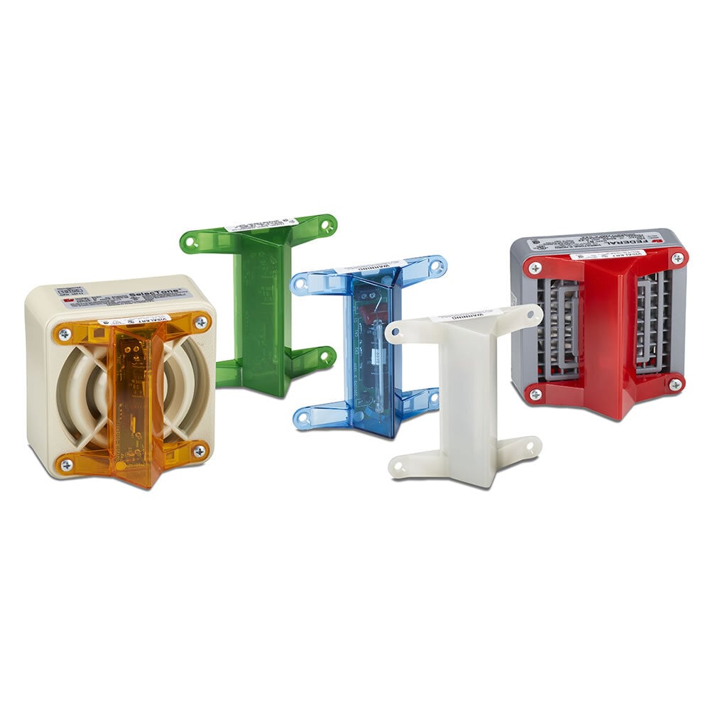 Visalert Strobe Light, 120VAC, Blue - Available in 24VDC, 120VAC and 240VAC. Five lens colors: Amber, Blue, Clear, Green and Red. 4,000 hour strobe tube. Easy surface mount installation onto Federal Signals 350 Vibratone horn and Model 50GC SelecTone amplified speaker (sold separately). Indoor/outdoor use. Conformal coated PCB. Type 3R enclosure. CSA Certified. UL Listed.