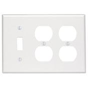 3-Gang 1-Toggle 2-Duplex Device Combination Wallplate, Thermoplastic Nylon, Device Mount, White