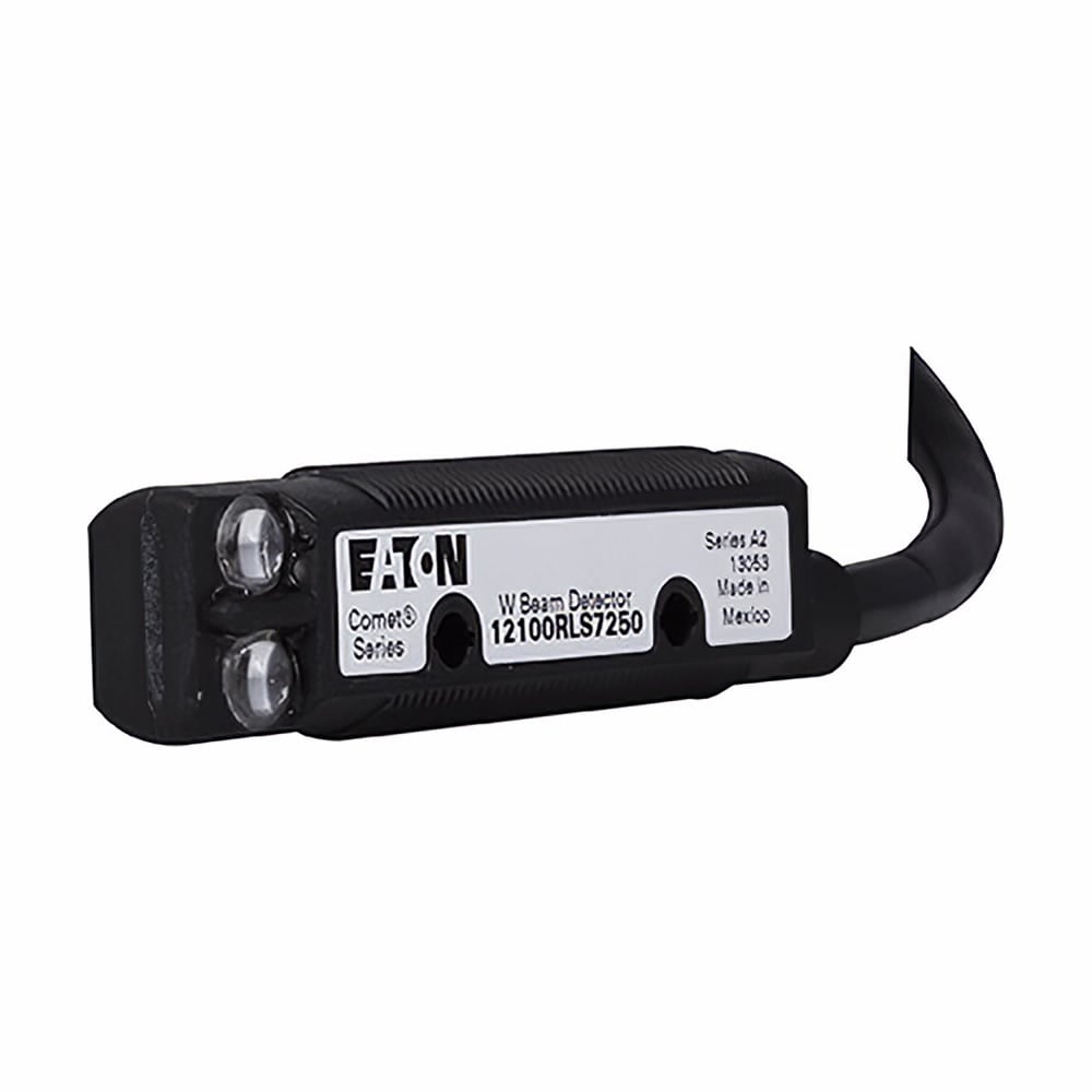 Eaton Comet 18mm tubular photoelectric sensor, Right Angle, Sensor dist 4 In., 100 mA PNP, 250 mA NPN max DC, NPN/PNP Open Collector, 100 mA PNP, 250 mA NPN at 10-30 Vdc Cable, 10-30 Vdc input, Background Suppression