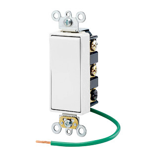 15 Amp, 120/277 Volt, Decora Plus Rocker, Double-Pole Double Throw, Center Off, Maintained Contact, White