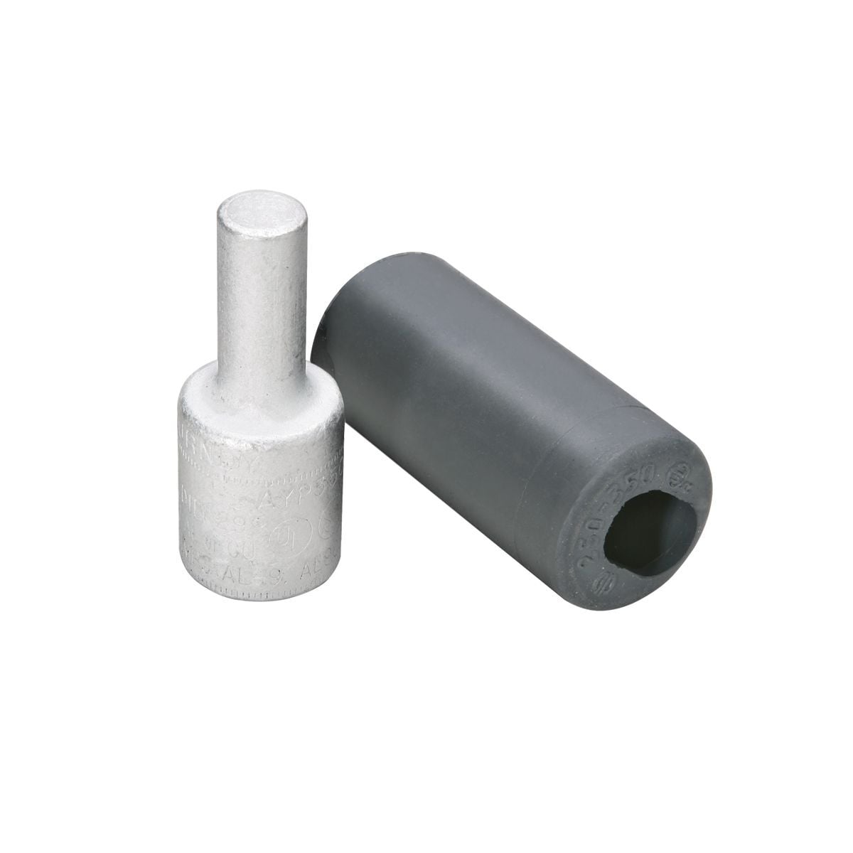 Aluminum Compression Pin Adapter, 700/750 kcmil, 0.81" Plug Dia, 1.76" Plug Length, Al/Cu Rated, Tin Plated.