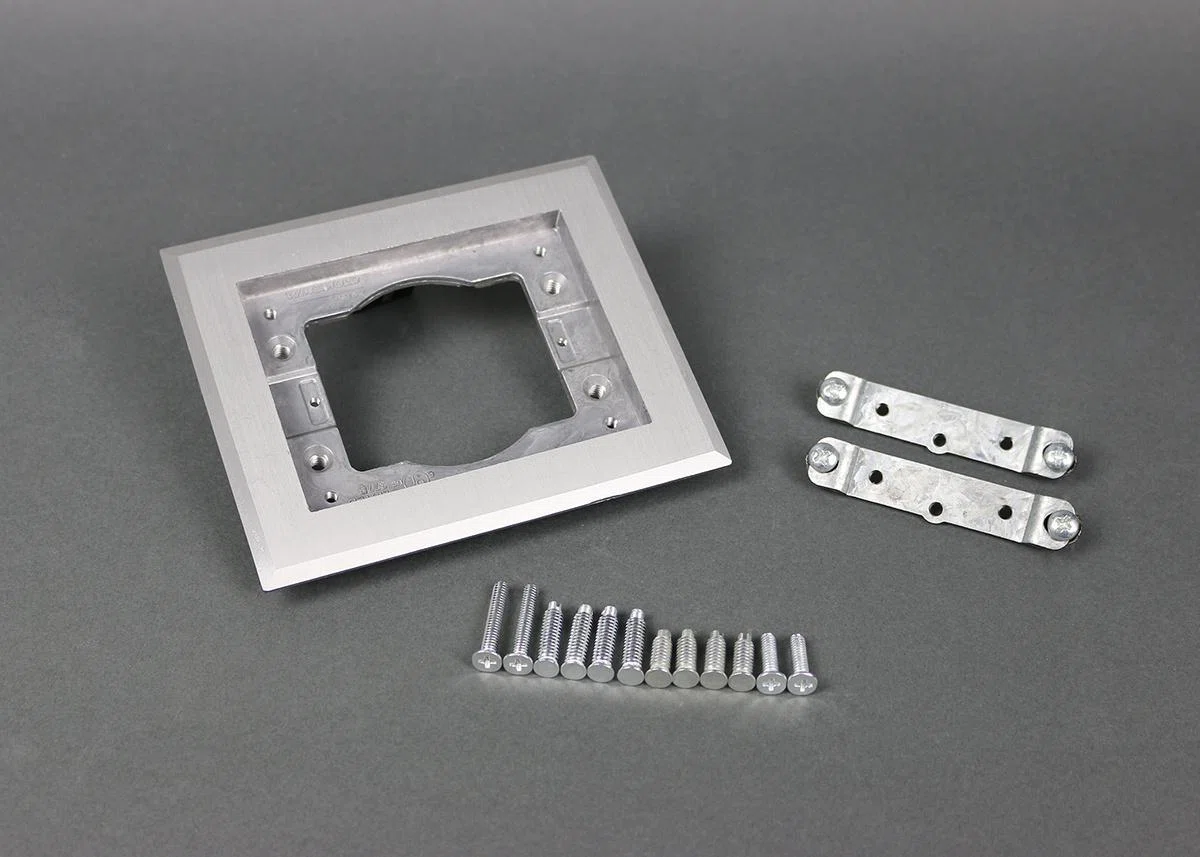 Wiremold_818TCAL.jpg
